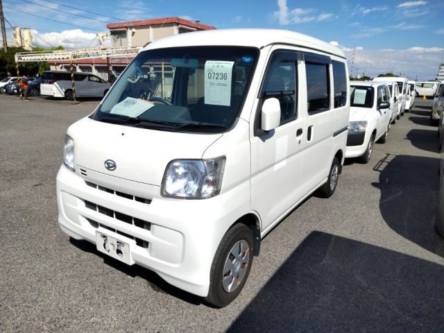 7236 Daihatsu Hijet van S321V 2017 г. (LUM Kobe Nyusatsu)